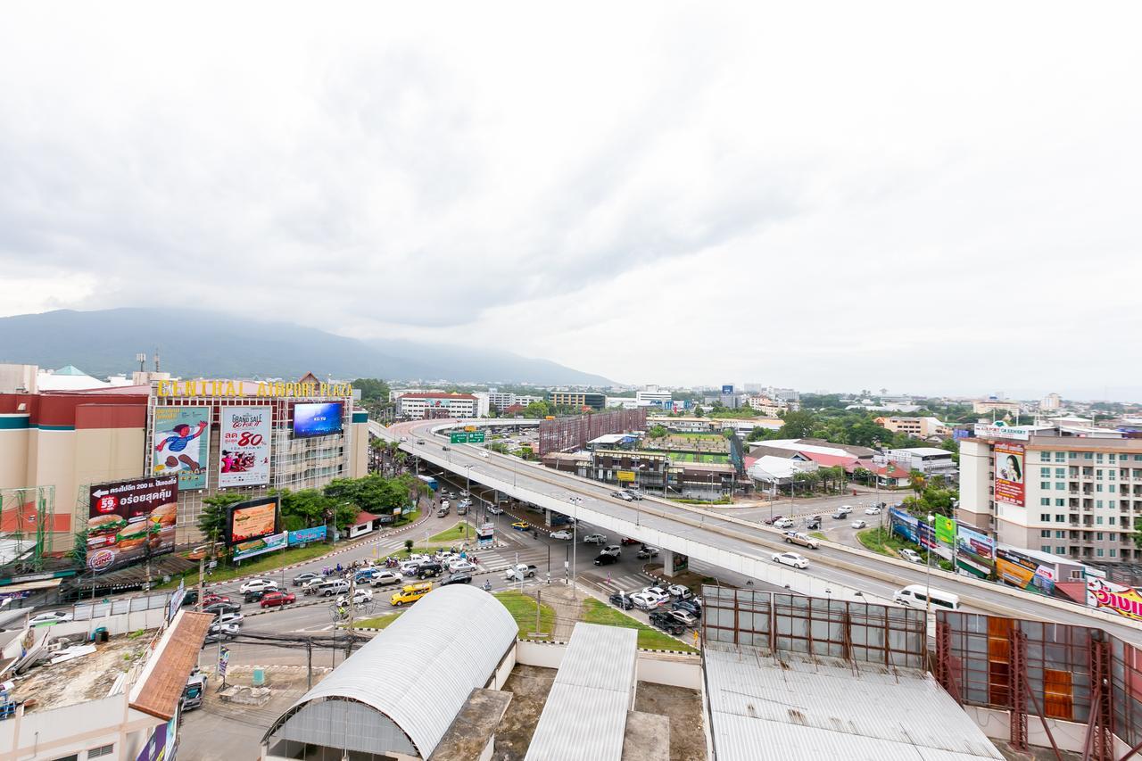 Locals Prio Chiangmai Central Airport Plaza Чіангмай Екстер'єр фото